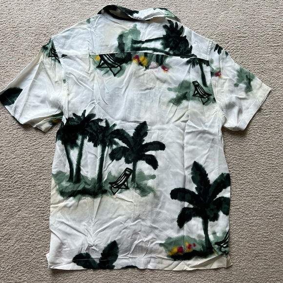Pop Man Men's Short Sleeve Button Up Shirt Palm Tree Beach Print Green Cream M - Picture 7 of 9